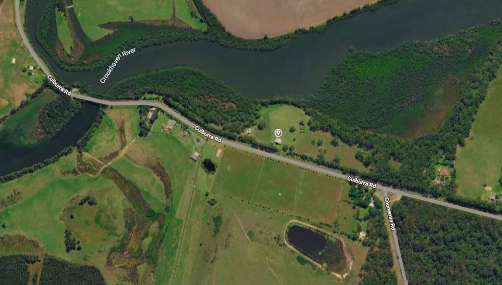 he site (pinned) on the banks of the Crookhaven river with the Bannockburn farm campus across and along the road